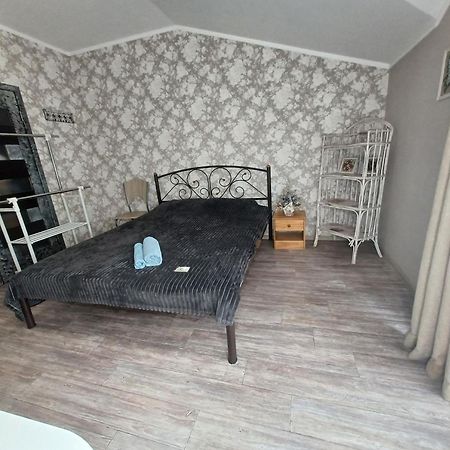Гостьовий Будинок Осокорки Kijów Zewnętrze zdjęcie